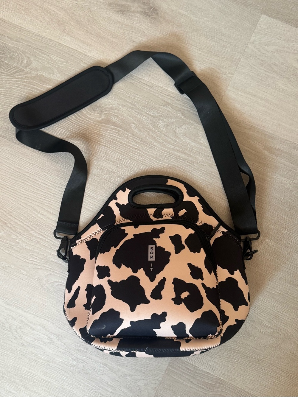 Sok IT Cow Print Crossbody lunch box